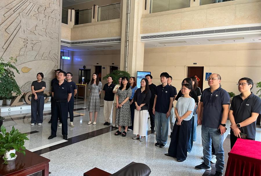 1756947477641291vfKJ.jpg b02f29bb505dac17883d37437f3df90e.jpg