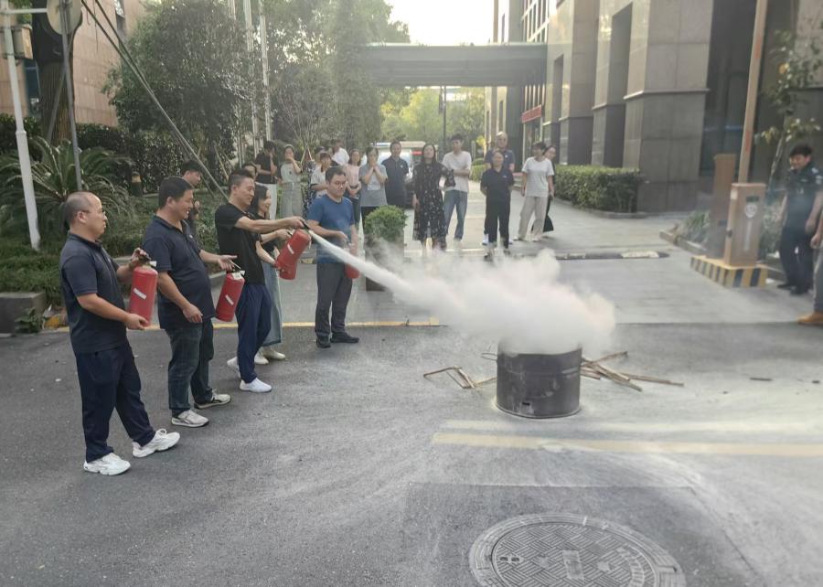 1760921234703298iSZa.jpg 76618c4af2d671aae01f81dccb8e057a.jpg